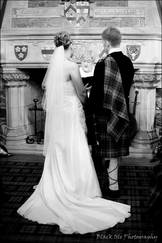 Wedding photograph Eilean Donan Castle-1