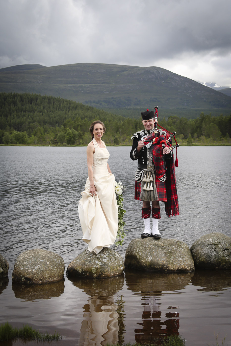 wedding photography at the Hilton Coylumbridge and Loch Morlich, Aviemore-1040 - Copy