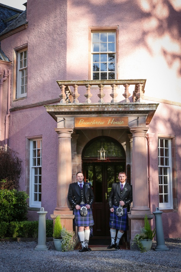 wedding-photography-at-bunchrew-house-inverness-8814