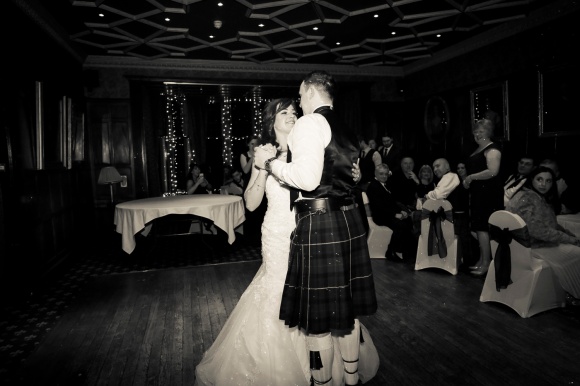 wedding-photography-at-bunchrew-house-inverness-9420-2